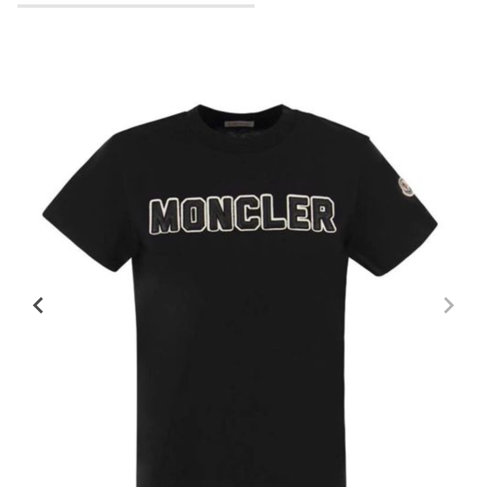 Moncler women's  Black T-Shirt
